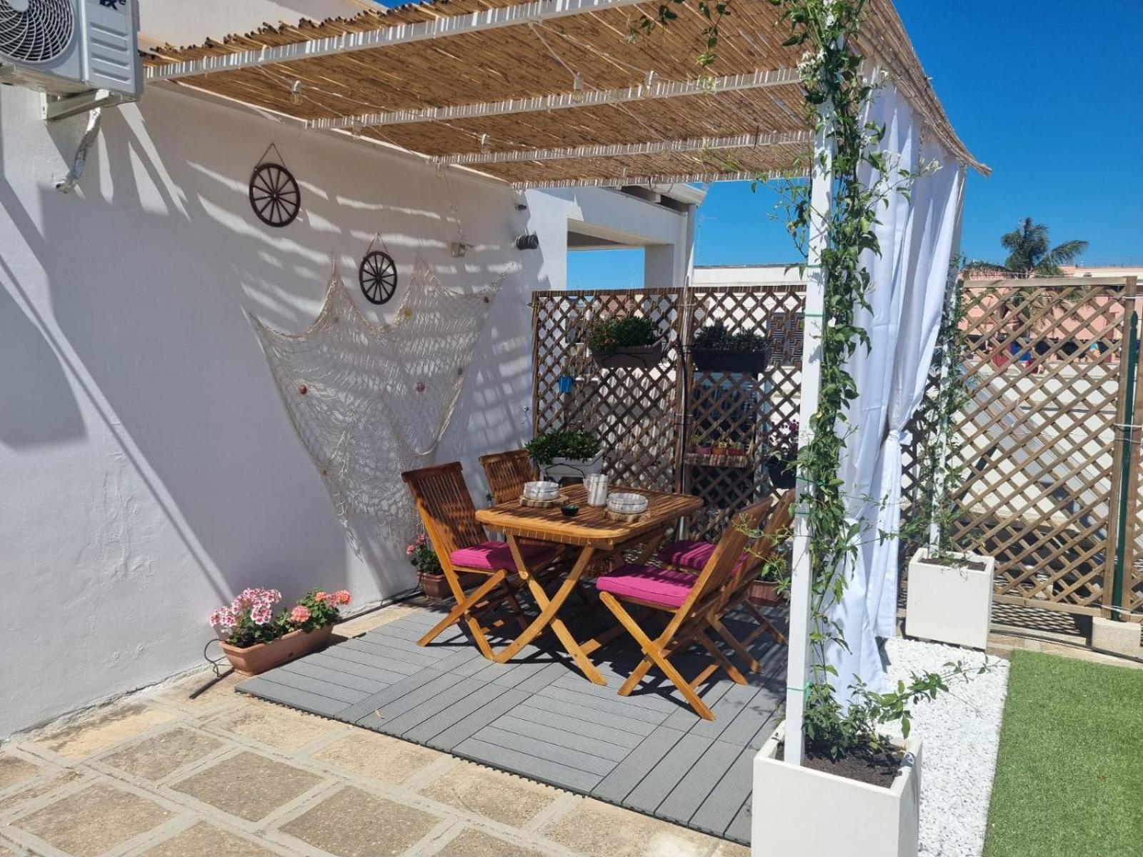 La Terrazza Di Zoe - Castromediano Villa Cavallino di Lecce Luaran gambar