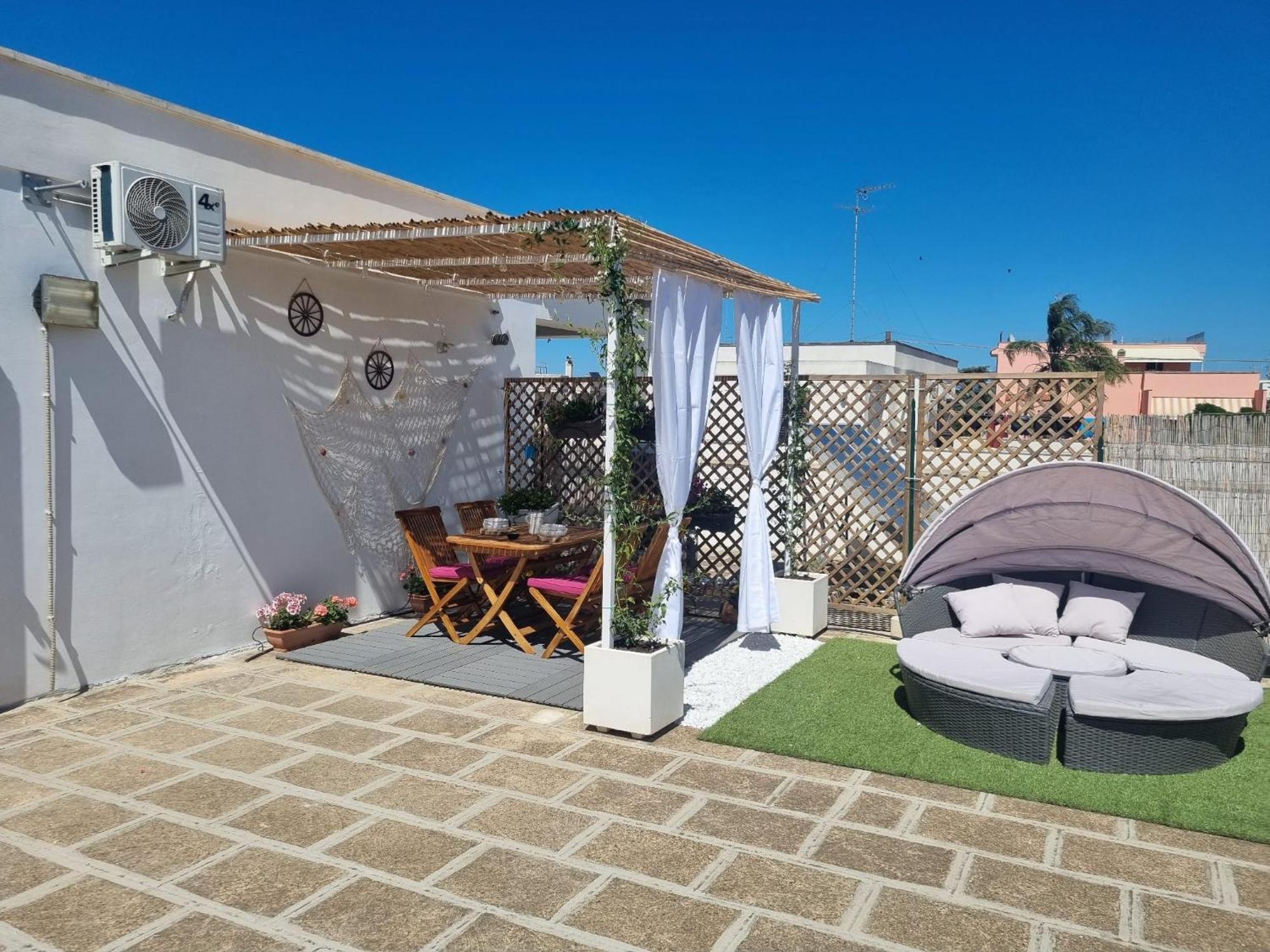 La Terrazza Di Zoe - Castromediano Villa Cavallino di Lecce Luaran gambar